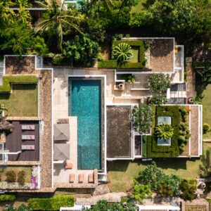 4 bedroom villa with stunning sea view