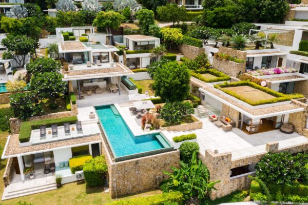 5 bedroom villa in a luxury estate