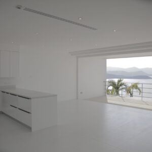 3 bedroom unfurnished apartment in Bang Rak