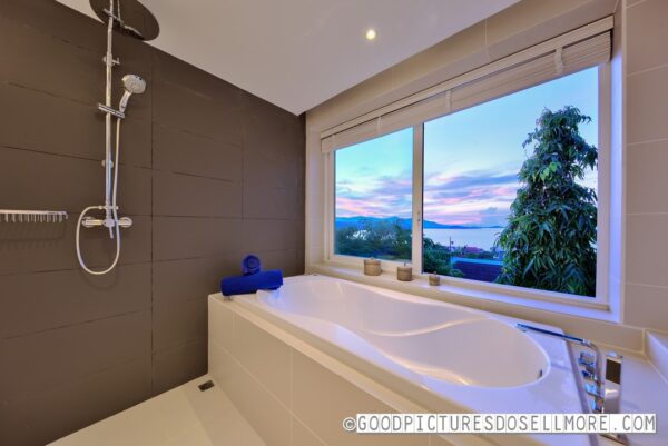 3 bedroom villa with stunning sea view：圖片 14