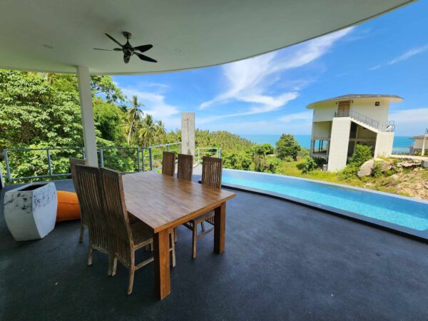 3 bedroom sea view villa with a private pool in Lamai