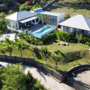 4 bedroom villa with a big land plot