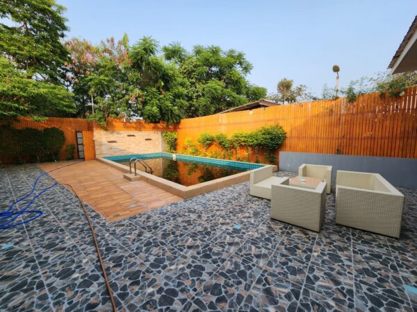 6 bedroom villa with a pool in Chaweng