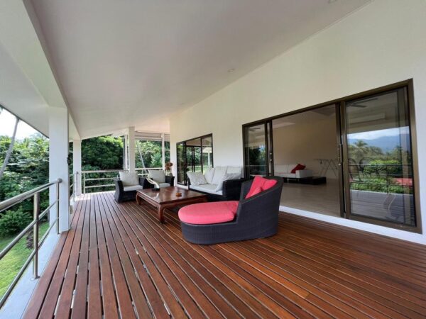 3 bedroom villa with a big land plot in Taling Ngam：圖片 9
