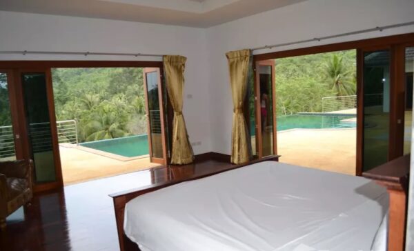 4 bedroom villa with a big land plot：圖片 7