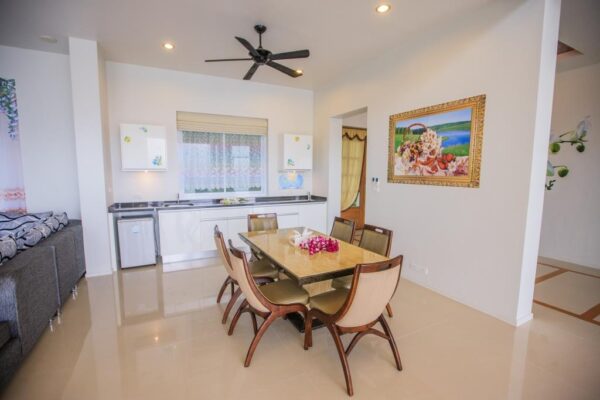Spacious 5 bedroom villa：圖片 8