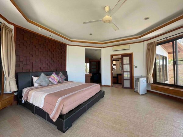 5 bedroom tropical villa with a sea view：圖片 9