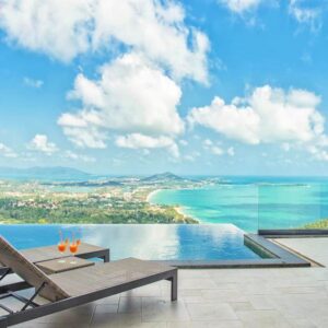 Sea view villa with 4 bedrooms and a private pool