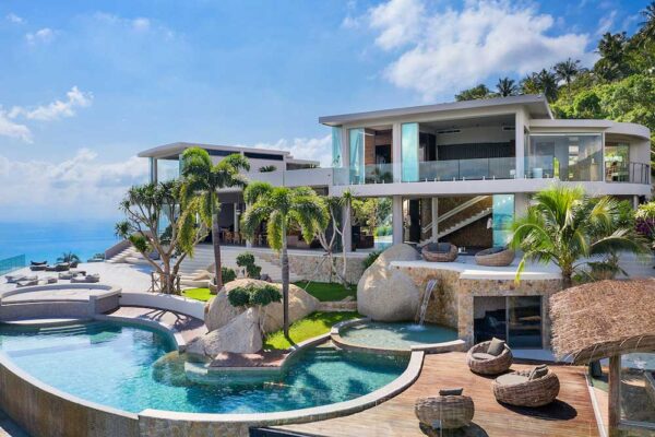 Iconic 5 bedroom villa in Chaweng Noi