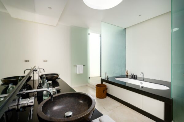 4 bedroom villa with stunning sea view：圖片 20