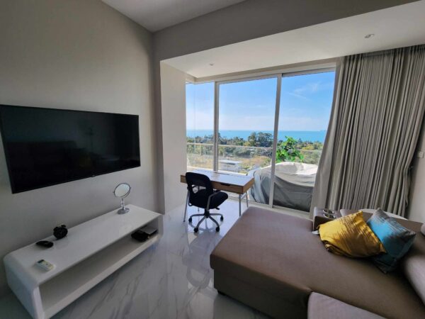 Sea view 2 bedroom penthouse in Bang Por
