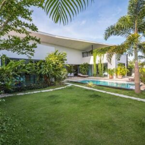 3 bedroom villa with a big land plot