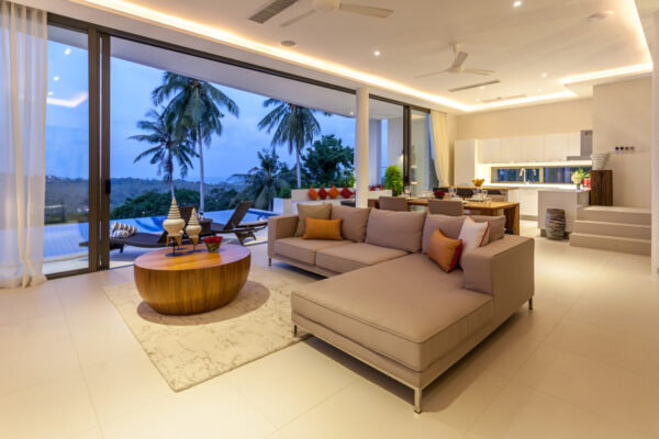 Modern 3 bedroom villa with wonderful sea view