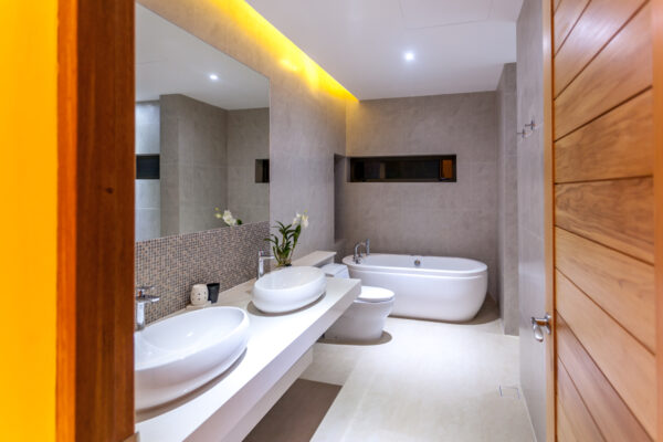 Modern 3 bedroom villa with wonderful sea view：圖片 6