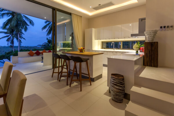 Modern 3 bedroom villa with wonderful sea view：圖片 11